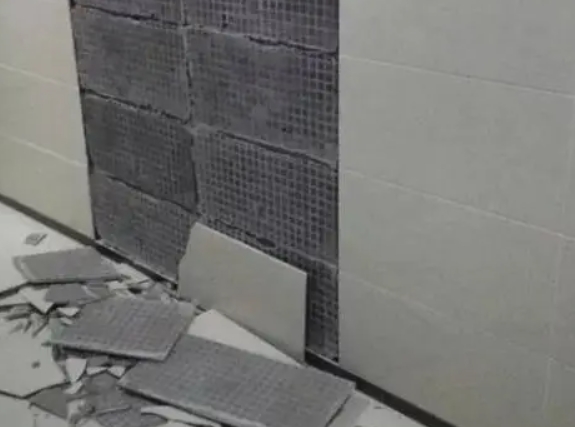 达尔罕茂明瓷砖空鼓维修公司分享下达尔罕茂明墙砖松动维修的知识